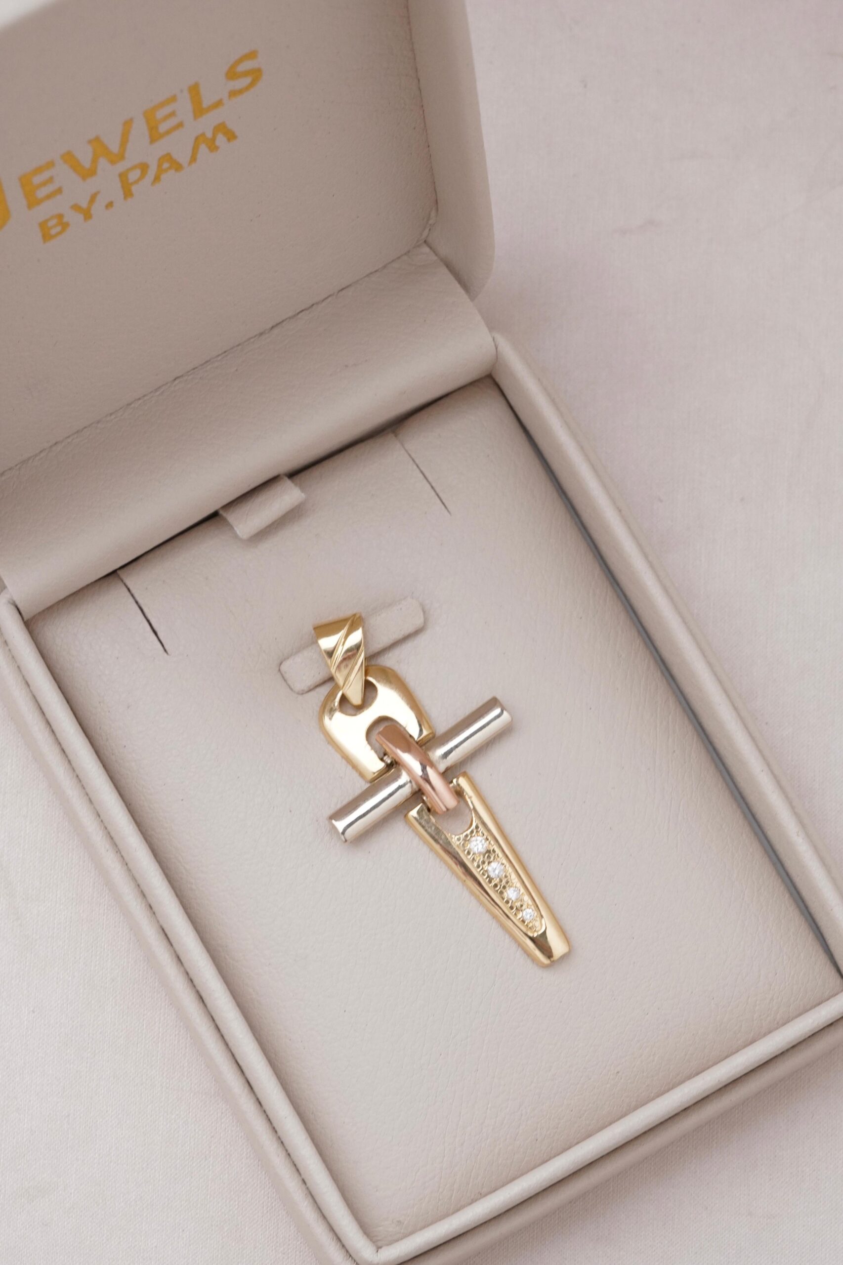 Dije articulado de 3 oros