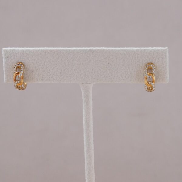 Aretes en oro amarillo 18k con diamantes