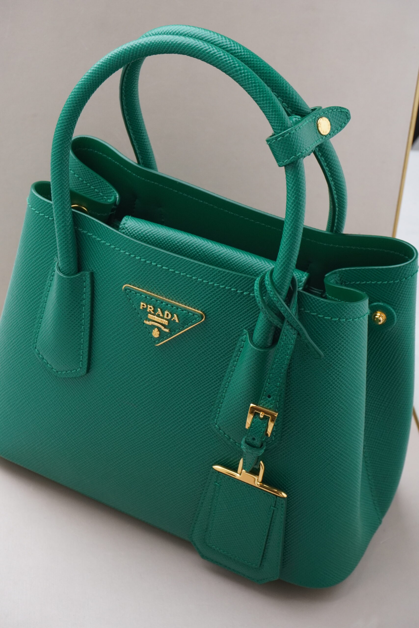 Bolso Prada Double pequeño de piel Saffiano