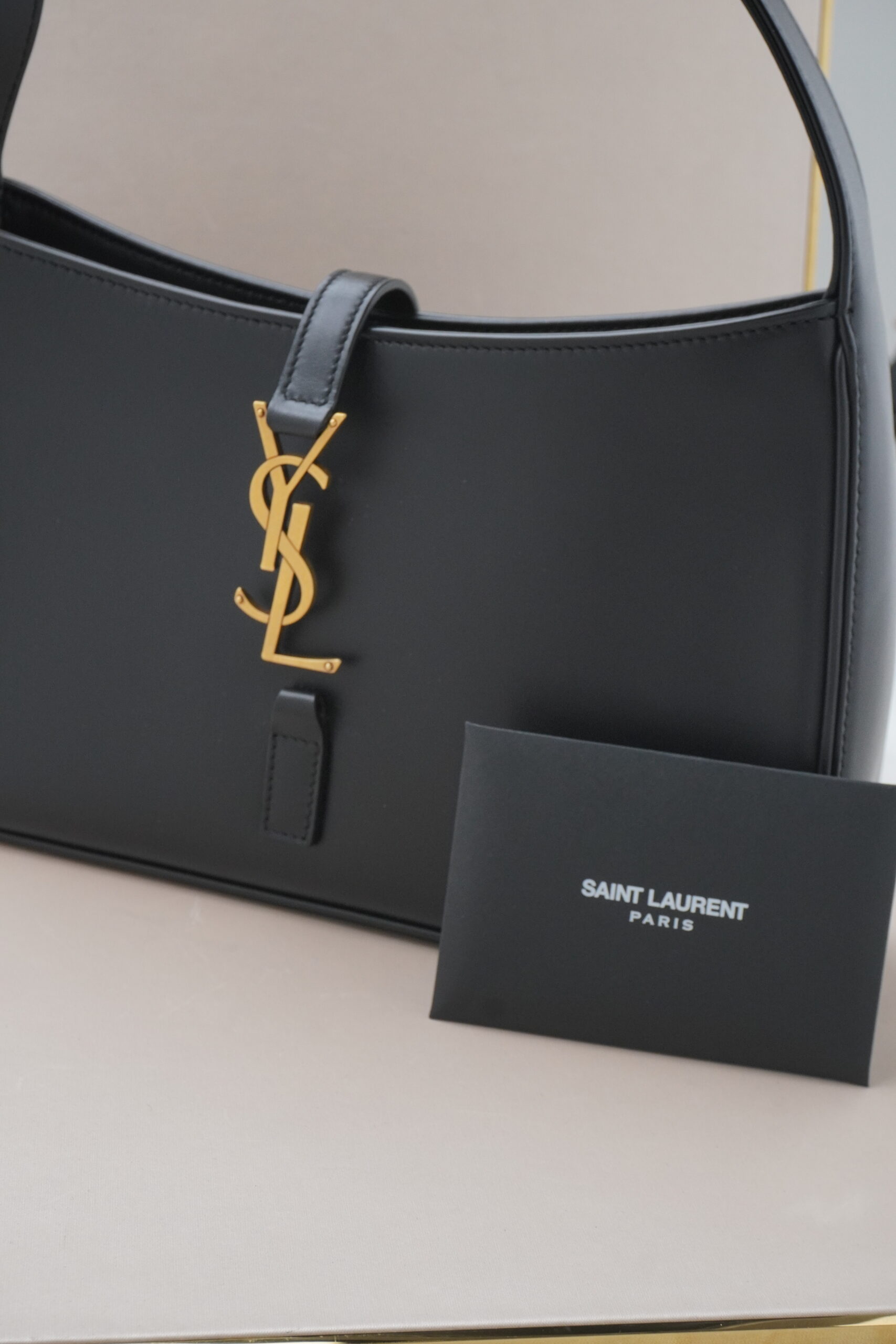 MINI LE 5 À 7 IN SMOOTH LEATHER-Color: Noir