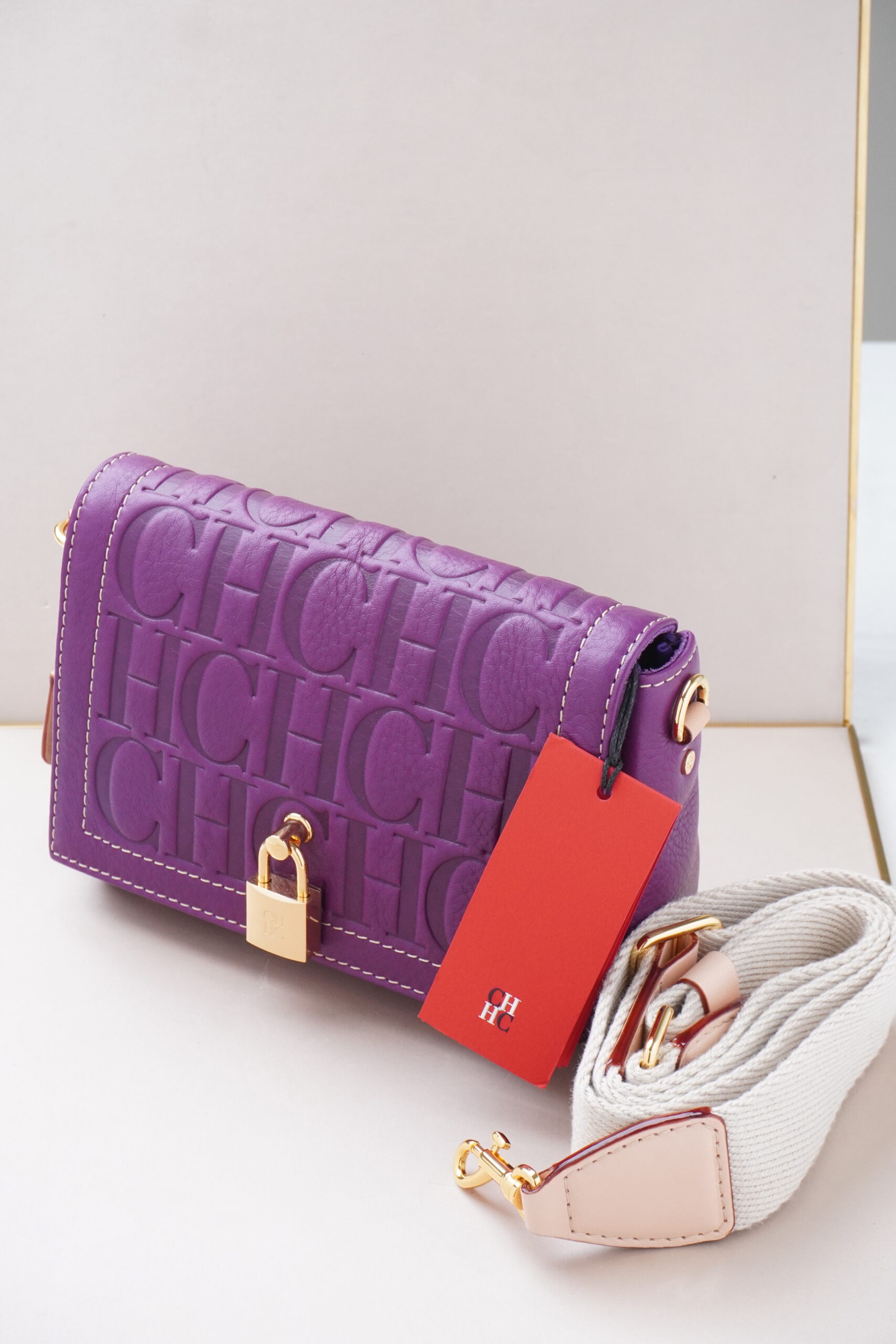 Andy Locked Crossbody | Bolso de Hombro Mediano - Imagen 3