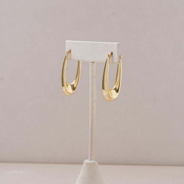Argollas en forma de ¨U¨ oro amarillo 18k
