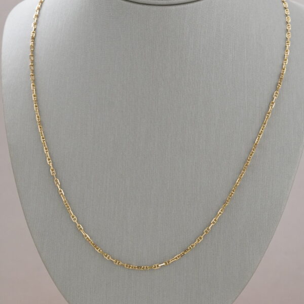 Cadena fina en oro amarillo